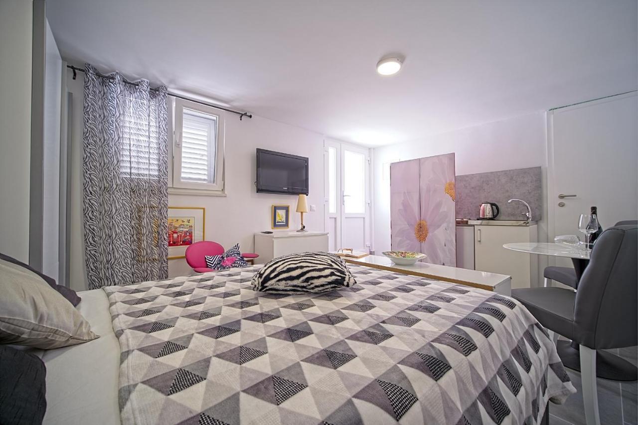 Apartments Lux Makarska Eksteriør billede