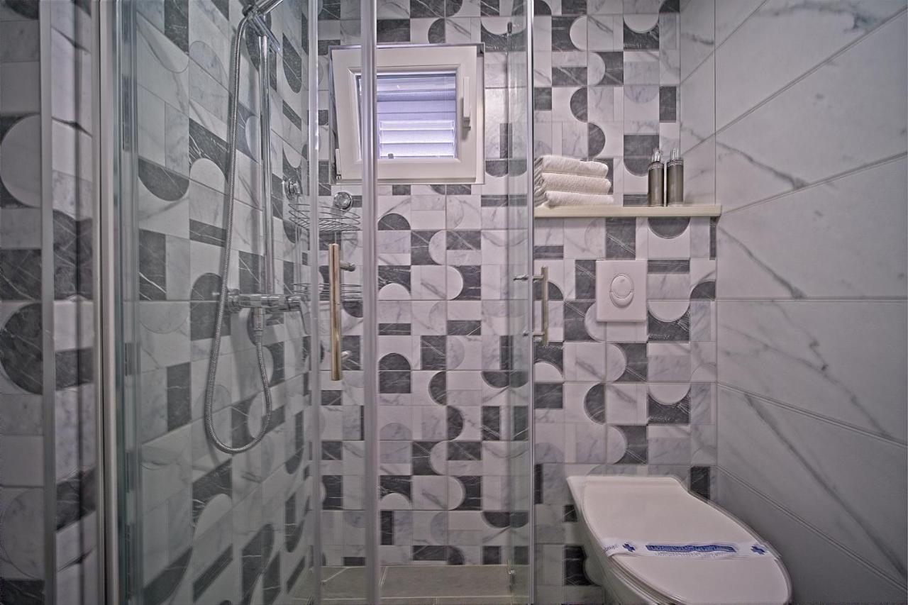 Apartments Lux Makarska Eksteriør billede