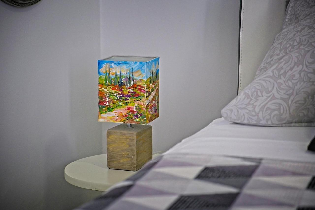 Apartments Lux Makarska Eksteriør billede
