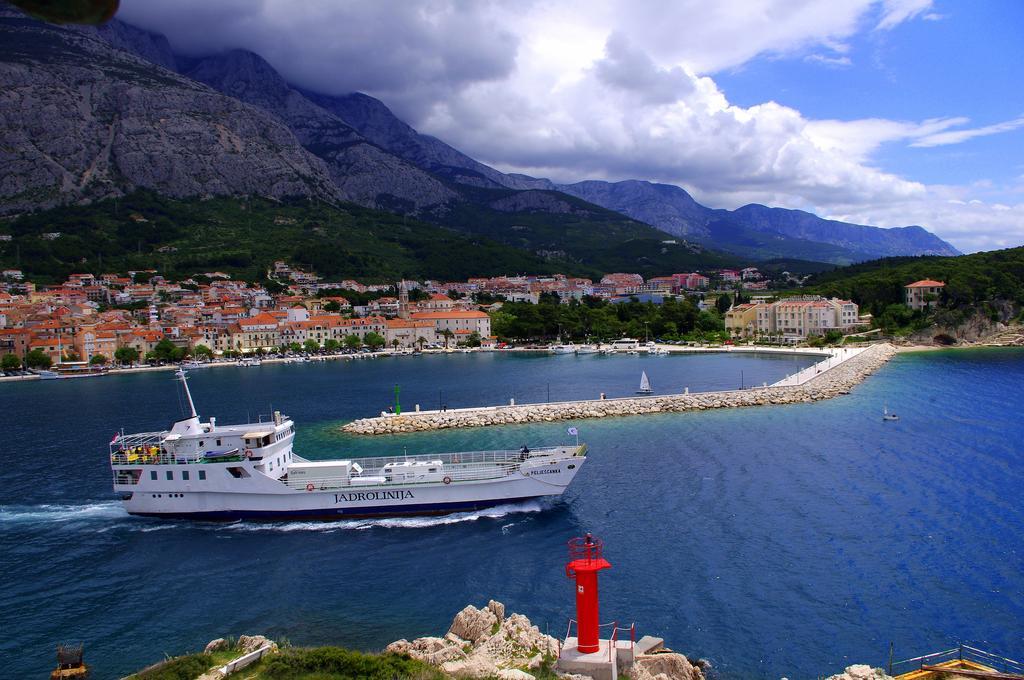 Apartments Lux Makarska Eksteriør billede