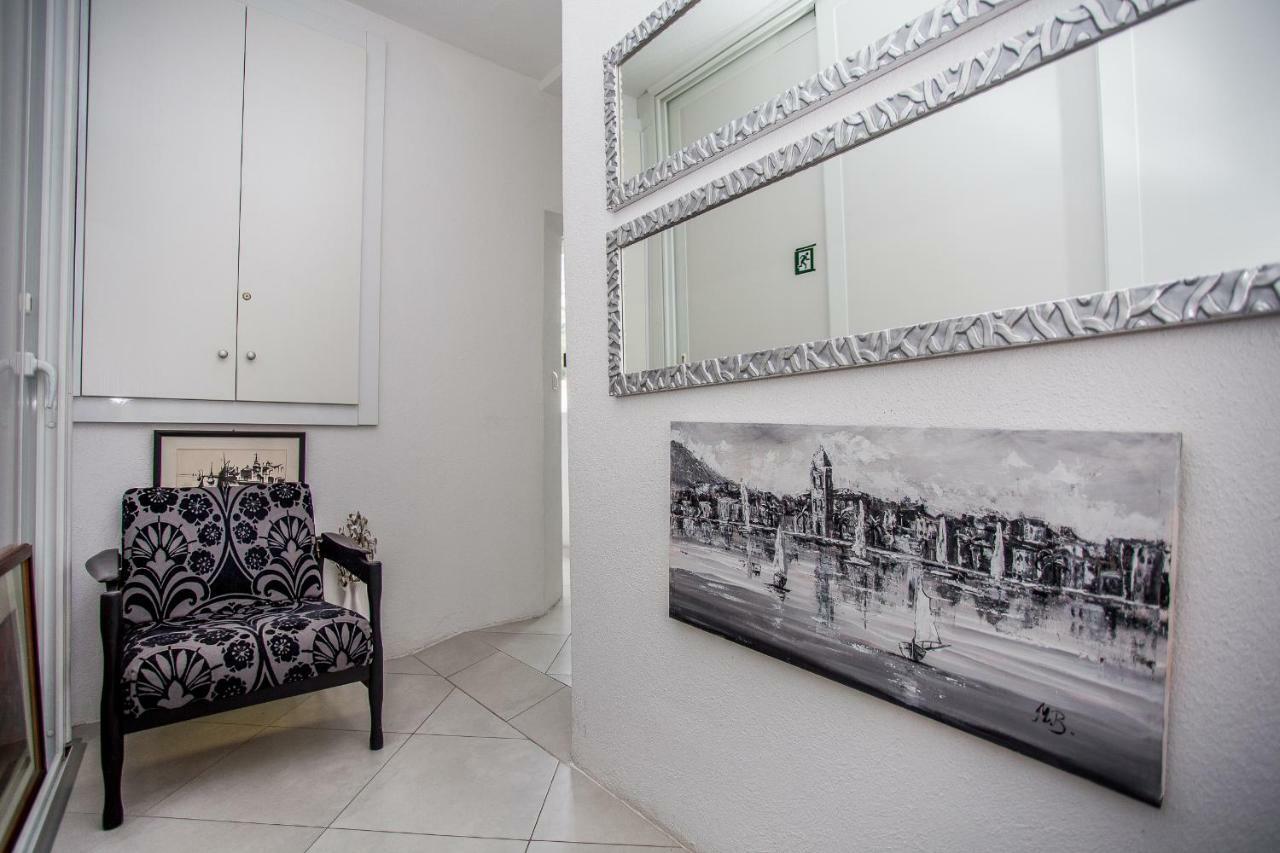 Apartments Lux Makarska Eksteriør billede